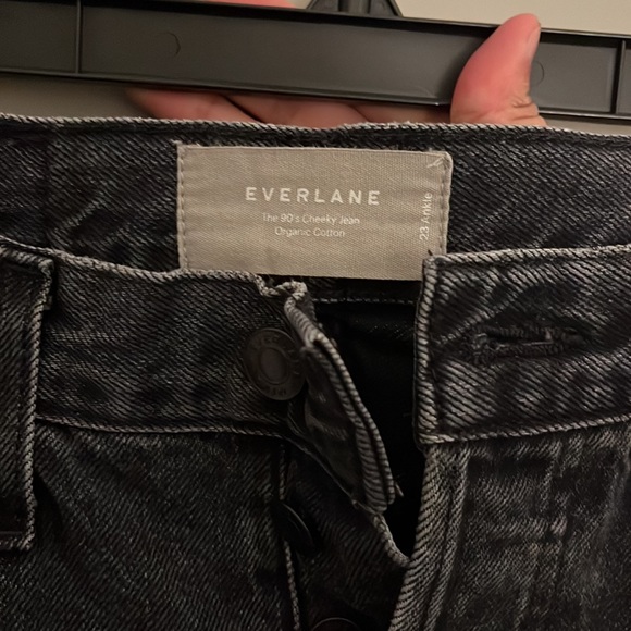 Everlane The '90s Cheeky Jean in Washed Black - Picture 5 of 5